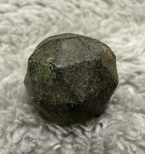 Antike Bronzeglocke in Form