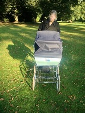 Silver Cross klassischer englischer Nanny-Kinderwagen hellblau/d-blau, Hamburg