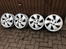 4xkomplette Alufelgen+4xNeu Luftventile 5,5JX15H2 ET:46 für Kia,Hyundai,Toyota