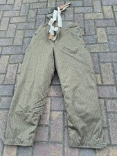 NVA Felddiensthose gefüttert, mit Hosenträger, sehr guter Zustand.