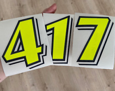 Zweifarbige Startnummern für