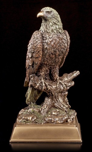 Adler figur sitzend auf - figur,