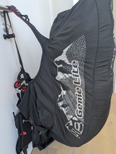 Liegegurtzeug Gleitschirm Gin Genie Lite 2 Größe M Gewicht 4,4kg super Zustand