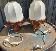 Nachttischlampe mit - 2×,