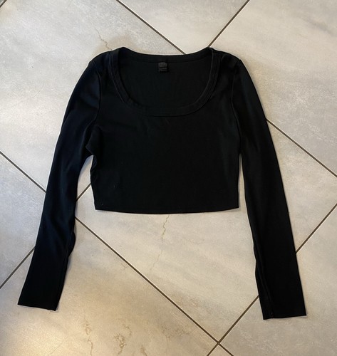 Pulli schwarz bauchfrei 40 - pulli,