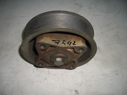 7542 riemenscheibe 04297068 - riemenscheibe,,