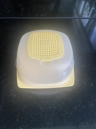 Tupperware - ,