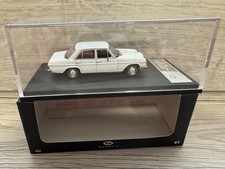Maxwell mercedes benz w114 - maxwell,