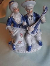 Porzellanfigur Paar , Rokoko Stil ,Musiker mit Mandoline- Handbemal.  16 Cm Hoch