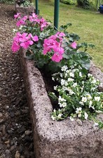 4 Stück Set Steintrog Futtertrog Betonguß Sandsteinfarbe LIEFERUNG siehe Text!!!