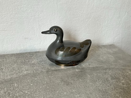Ente aus zinn - ente,