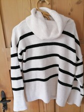 Reserved-Strick-Pulli