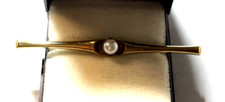 333 Gold 8K Gelbgold klassische Stabbrosche Anstecknadel mit echte Perle II 62mm