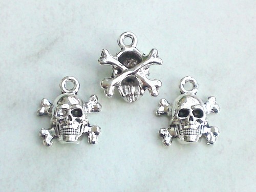 Anhänger totenkopf 15x13mm - 3,