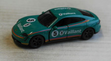Majorette Porsche Taycan Turbo S grün Vaillant Elektroauto Sportwagen Motorsport