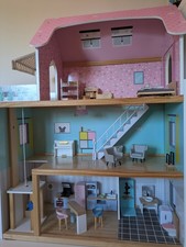 Puppenhaus mit möbeln - möbeln, und
