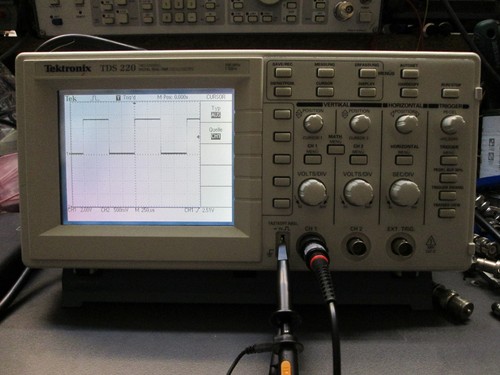 Tektronix tds 220 100mhz - 220, 1gs/s