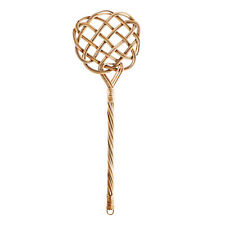 Oma's Rattan Teppichklopfer