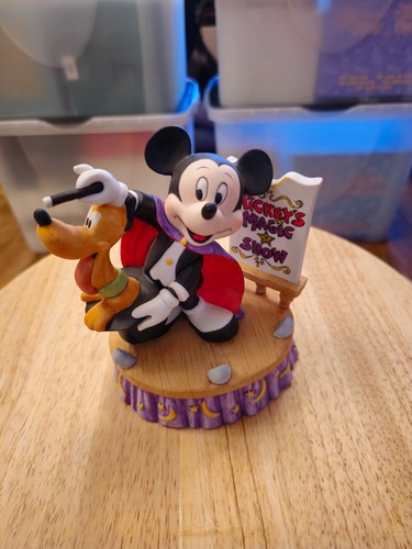 Disney mickey und pluto - disney,