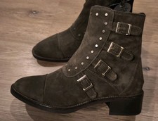 Olive Wildleder Stiefeletten