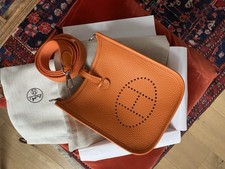 HERMÈS Mini Evelyne 16