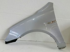 Hyundai Accent MC Kotflügel Fender Seitenwand vorn links 5S Space Silver Met
