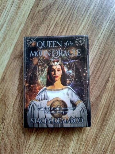 Queen the moon oracle - queen,