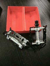 Neu im Karton Ofmega Pedalpaar