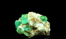 Smaragdkristalle mit