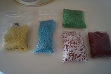 Rocailles-Perlen - verschiedene Farben - ca. 600 g inkl. Verpackung