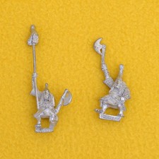 GW 2x Hobgoblin - Standartenträger, Axt,standard bearer,axe *TOW*WHFB* like new
