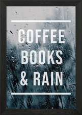 Kaffeebücher und Regen