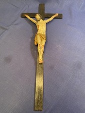 antike bäuerliche Christusfigur am Kreuz, Jesus am Kreuz wandhängend oder stehen