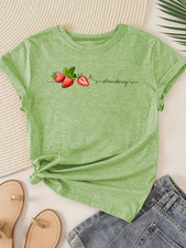 T-Shirt mit süßer Erdbeere