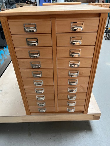 Schubladenschrank