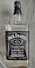 Jack Daniels 3 Liter Flasche, Karton Dekoration, Whiskey