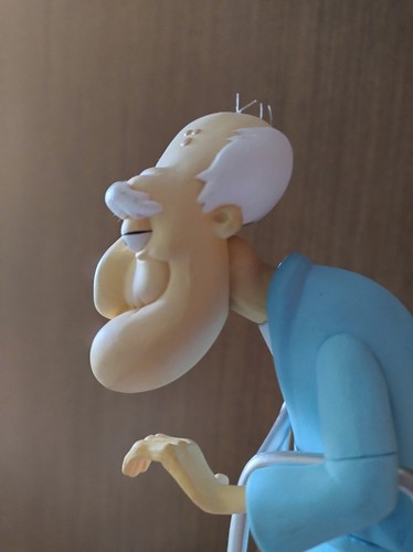 Mezco family guy herbert - mezco,