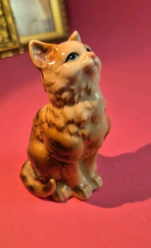 Porzellan keramik figur - (k16),