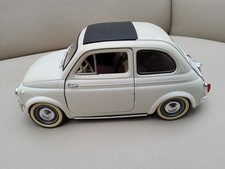 Solido Fiat 500 Dach geschlossen 1:18 Weiß Modellauto Sammlerstück  Detailgetreu