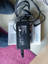 Mobiles Sauerstoffgerät Caire Freestyle Comfort AC/DC Adapter Netzteil Gebraucht