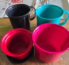 Tupperware 3 Tassen mit Tee
