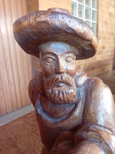 Große holzfigur kiepenkerl - große,