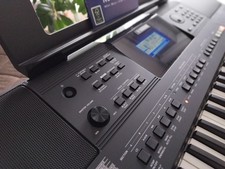 Yamaha PSR E 463 Musik Keyboard Top Zustand, inklusive Zubehör.