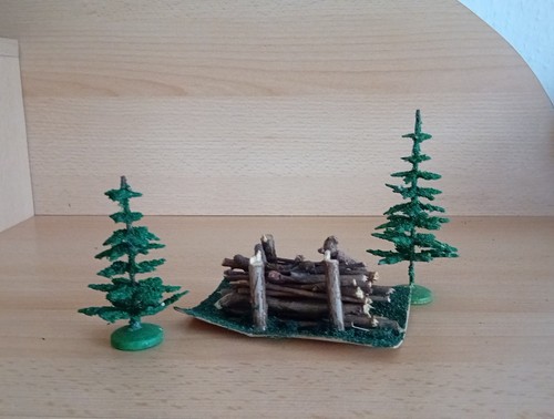 Holzstapel modellbau eisenbahn - holzstapel,