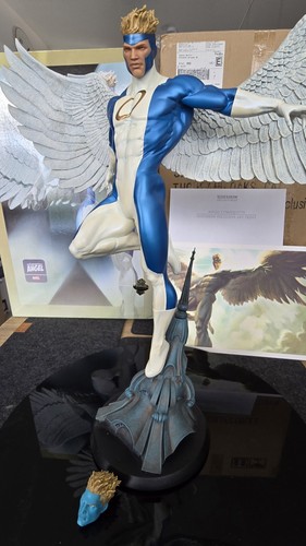 Angel exclusive comiquette - angel,