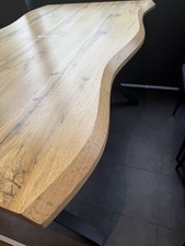 Wunderschöner Esstisch aus Wildeiche + Gestell Metall Schwarz B/T. 140 /90/80