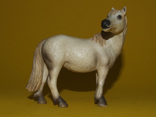 Schleich schleichpferd - 20),