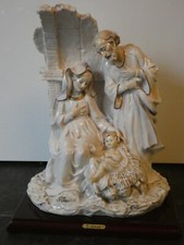 14157/ G. Armani  Hlg. Familie Weihnachtskrippe Florence 1983  HxB ca. 32x25 cm