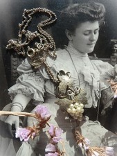 Jugendstil Anhänger mit Kette