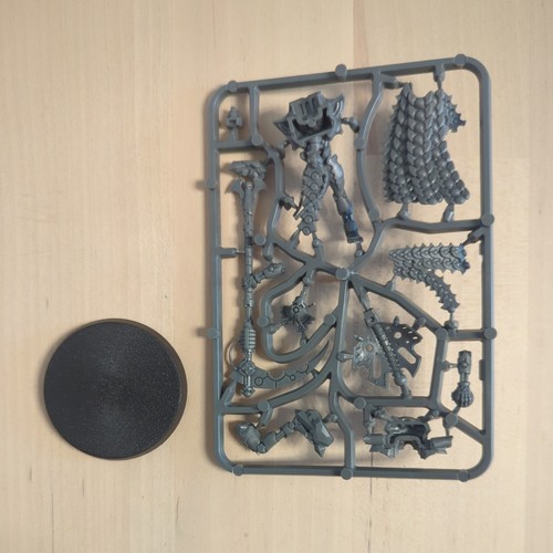 Warhammer 40k necrons - warhammer,